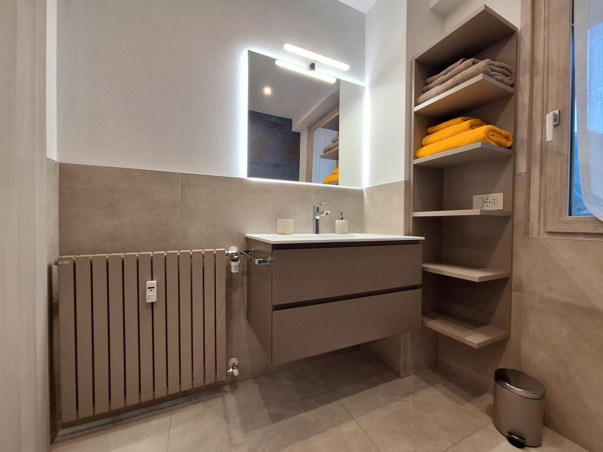 Quinta Stella Apartment Tirano Bagian luar foto