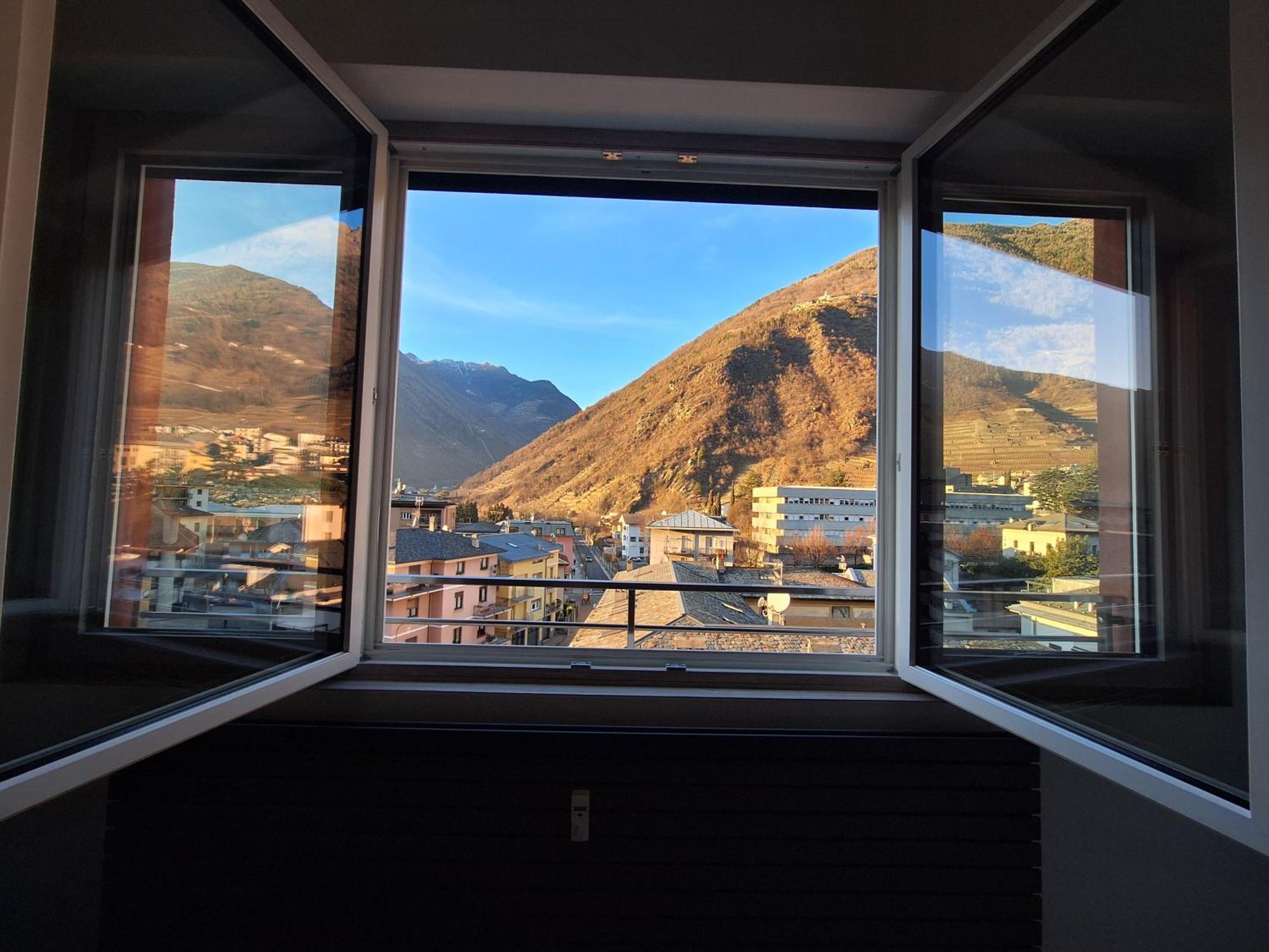 Quinta Stella Apartment Tirano Bagian luar foto